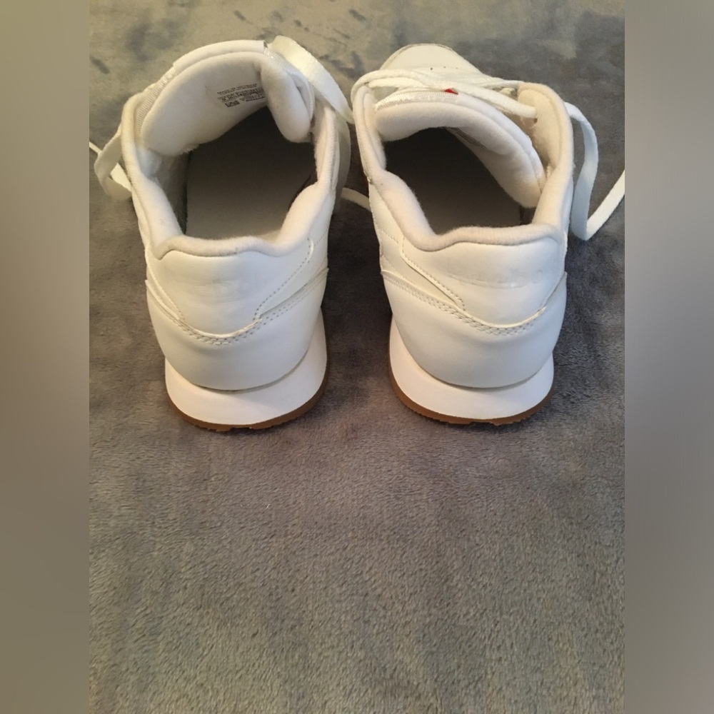 Reebok Classic - Picture 4 of 6